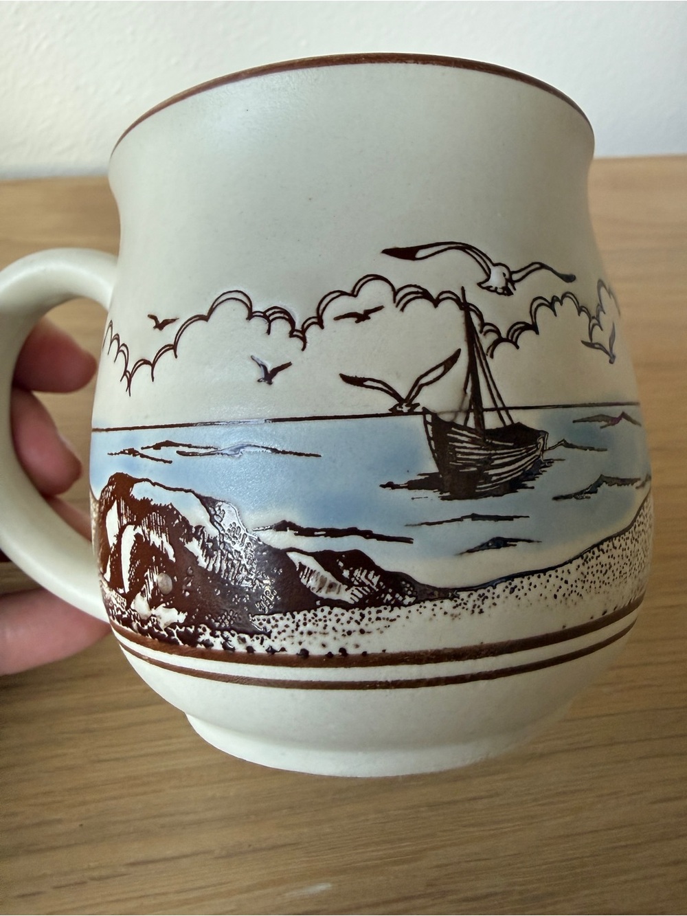 Vintage Nautical Lighthouse Coffee Mug Cup - Stoneware Beach Scene Cream & Brow - Picture 4 of 11